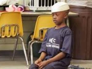 US School Accommodates Muslim Prayers